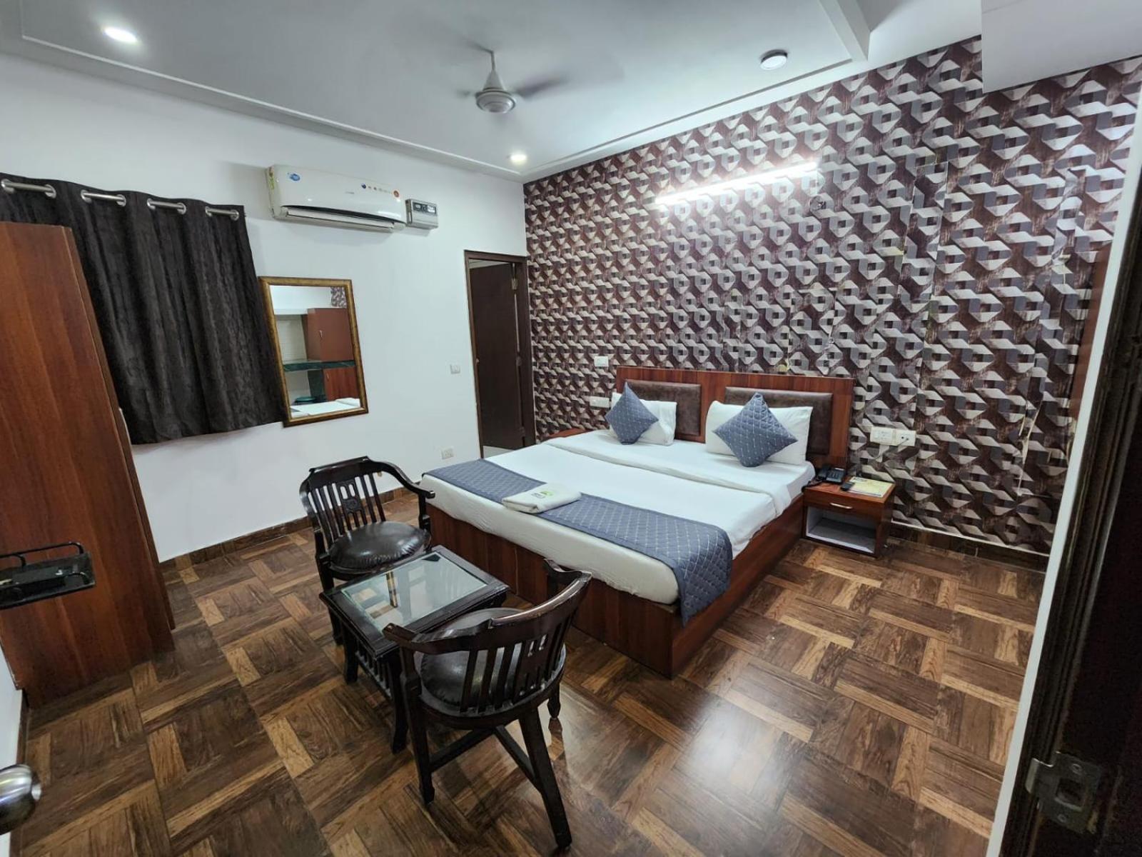 Hotel Ambe Inn By Ambience Delhi Igi Airport Nueva Delhi Exterior foto